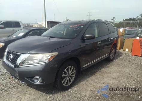 2014 Nissan Pathfinder Sl z USA, uszkodzony, nr VIN 5N1AR2MM8EC646987